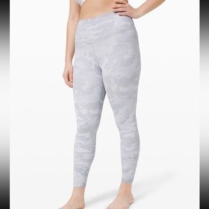 Lululemon, Wunder under HR leggings
